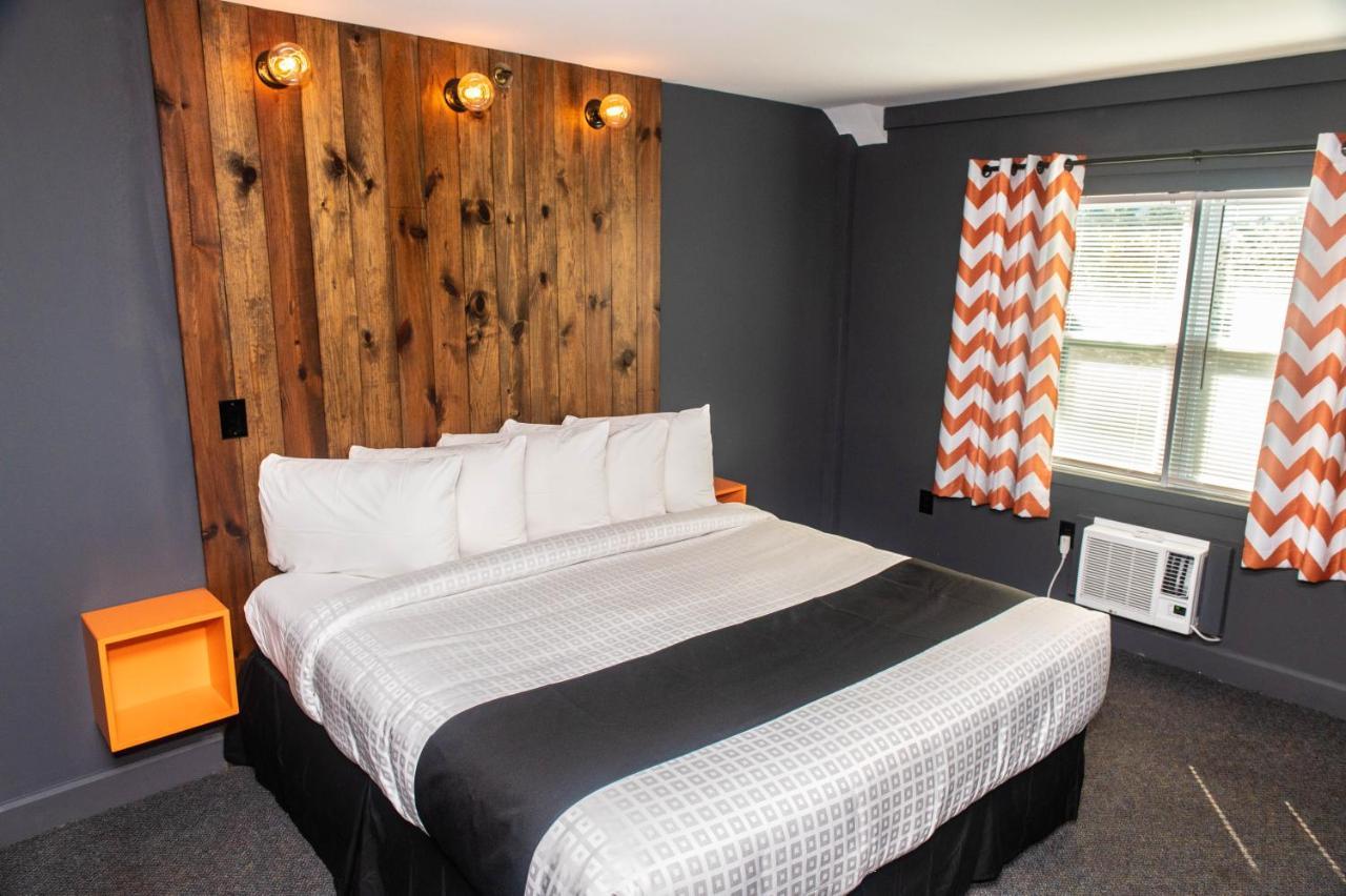 Uptown St Pete Hotel